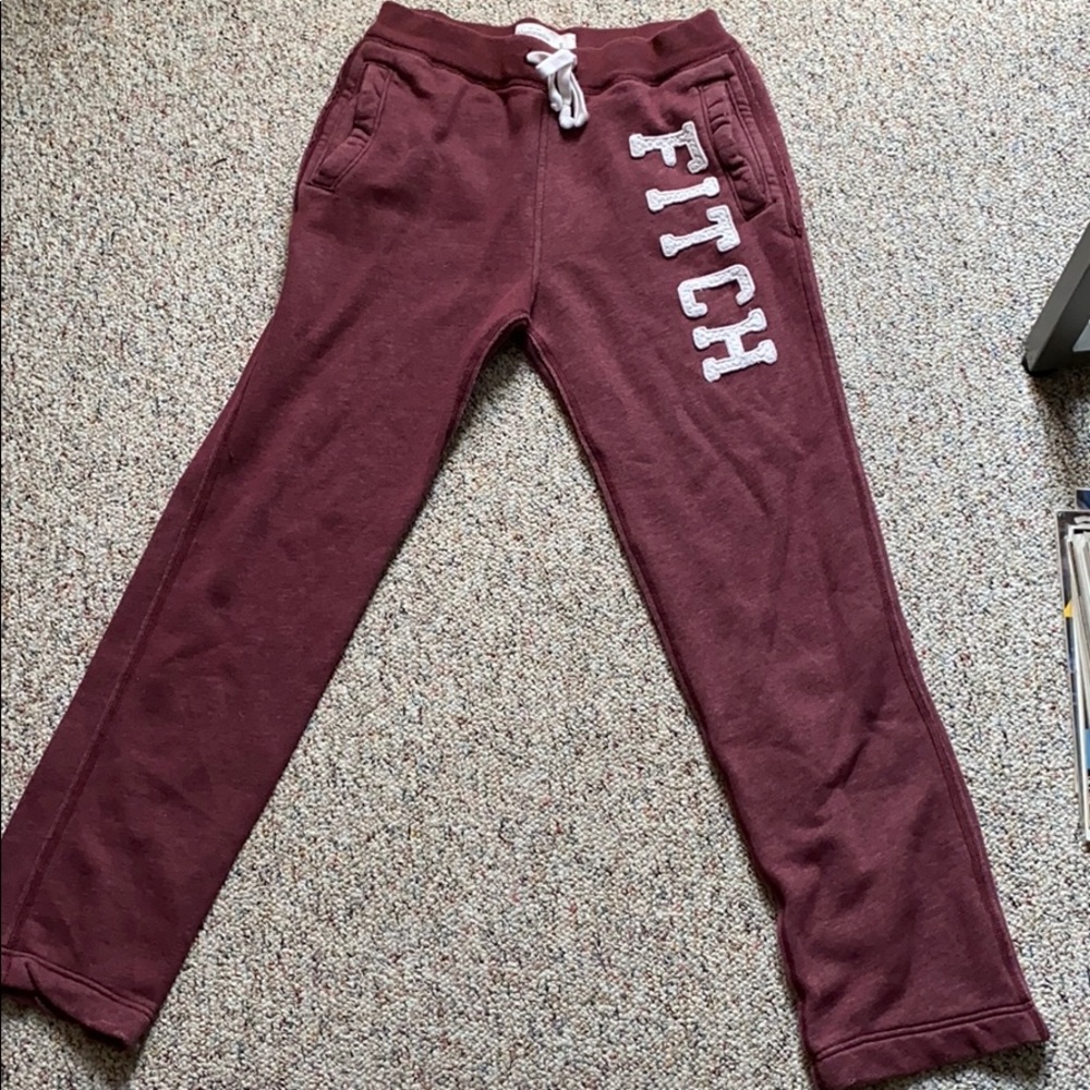 Small fitch maroon sweatpants